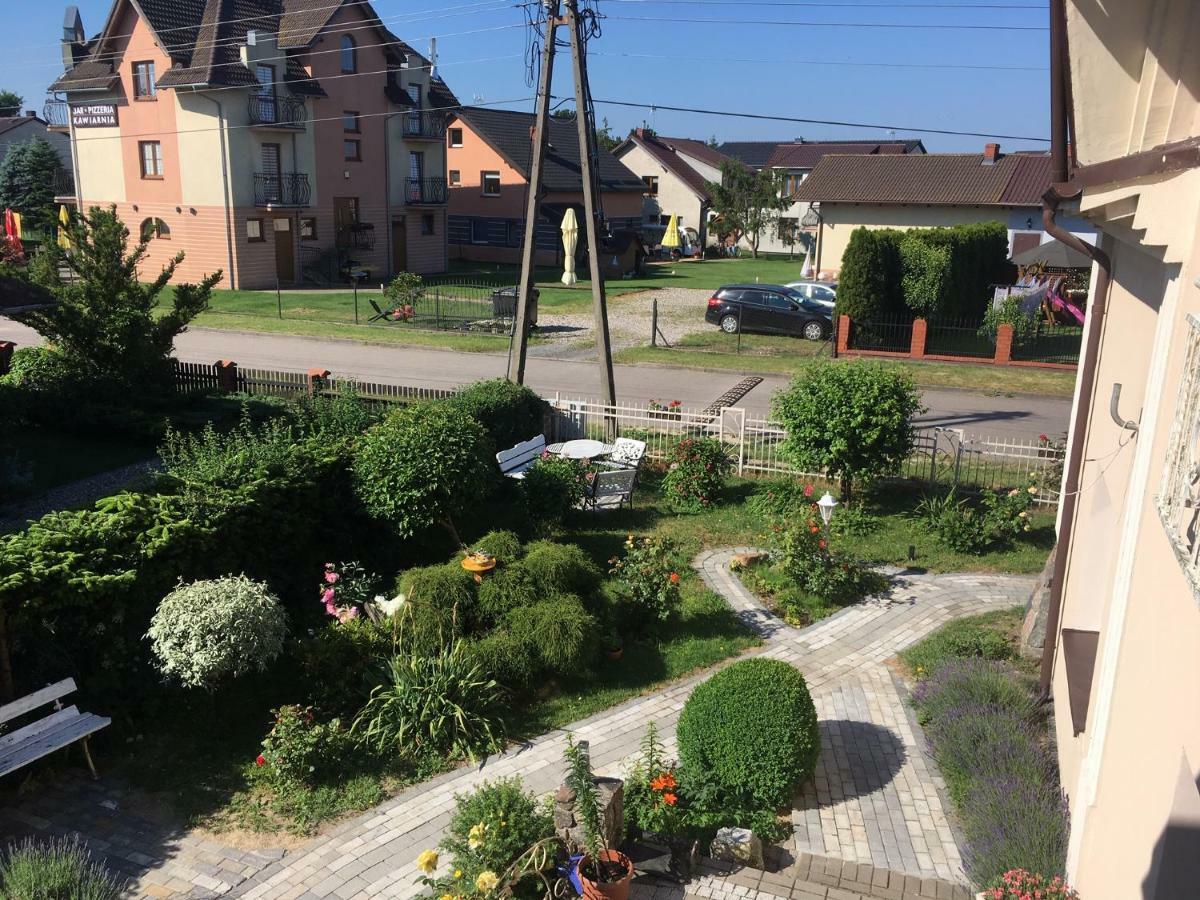 Dom Wakacyjny Karol Łeba Exteriör bild